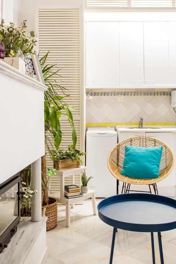 Magico Apartamento En Casa Palacio Del Siglo XVII Sevilla Exteriör bild