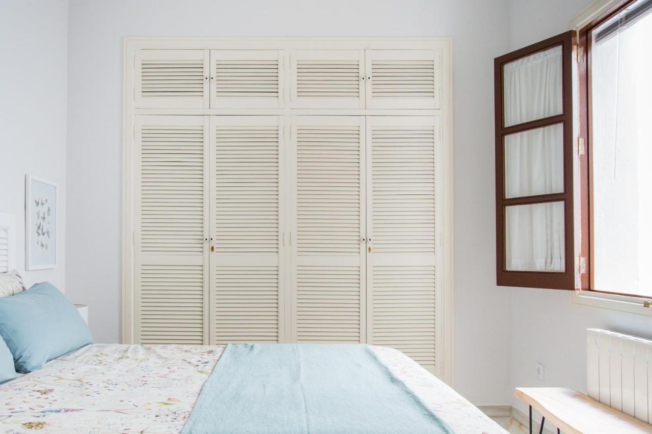 Magico Apartamento En Casa Palacio Del Siglo XVII Sevilla Exteriör bild